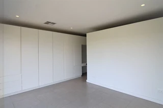 Beautiful 3 Bedroom Duplex R7950 000