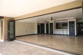 Inviting 4 Bedroom Penthouse - Zimbali!