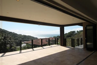 Inviting 4 Bedroom Penthouse - Zimbali!