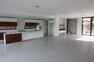 4 Bedroom Home For Sale!