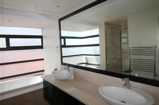 Inviting 4 Bedroom Penthouse - Zimbali!