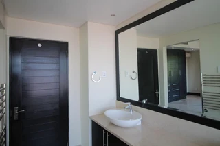 Inviting 4 Bedroom Penthouse - Zimbali!