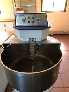 BAKERY PREMISES WITH EQUIPMENT