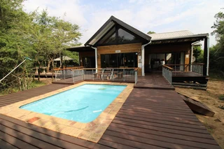EXCLUSIVE PRIVATE GAME LODGE