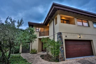 4 Bedroom Fully Furnished Villa!