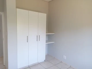 Modern Top Floor Unit