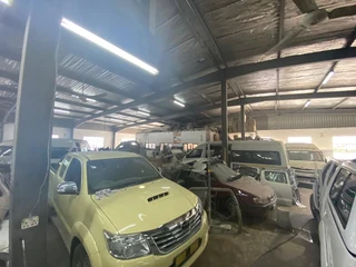 STAND ALONE WAREHOUSE BRIARDENE