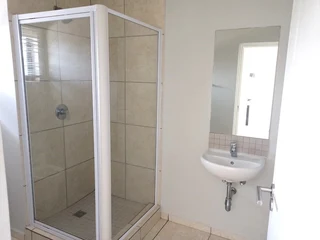 Modern Top Floor Unit