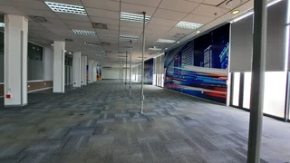 PRIME SHOWROOM WITH WORKSHOP