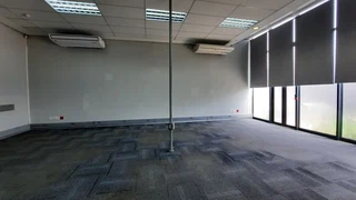 PRIME SHOWROOM WITH WORKSHOP