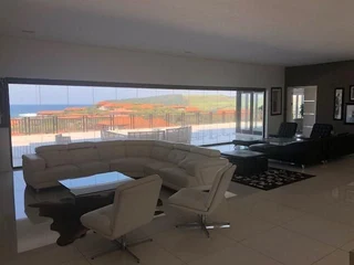 4 Bedroom Penthouse To Let in Zimbali!