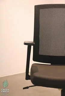 typist chair / mesh back