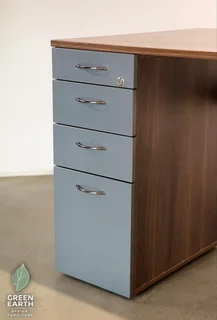 American Walnut | desking