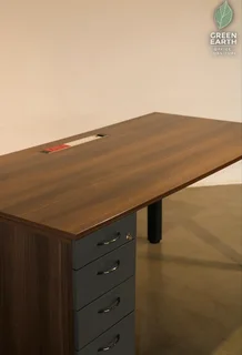 American Walnut | desking