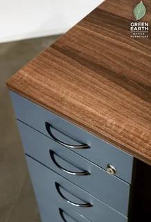 American Walnut | desking