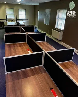 America Walnut | Hot cluster desk