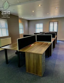 America Walnut | Hot cluster desk