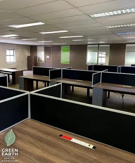 America Walnut | Hot cluster desk