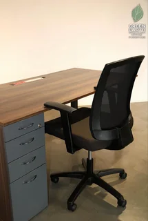 American Walnut | desk & chair combo