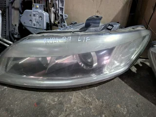 Audi Q7 Headlights