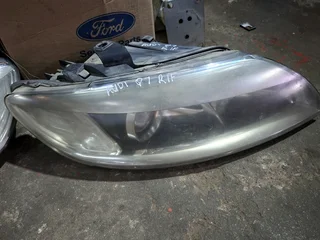 AUDI Q7 HEADLIGHTS