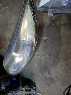 Kia Sportage front light 2015