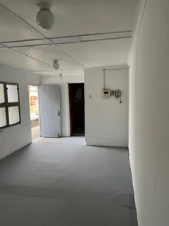 Storage Space / Shop Available for Rent