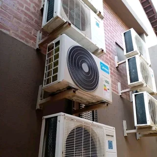 AIRCON TECHNICIAN
