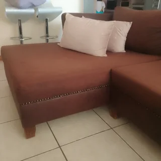 7 seater faux corner suit