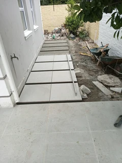 Malawi Builder and tiler