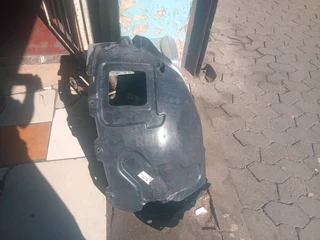 Mercedes benz A253 6907601 Right-side front fender liner