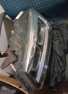 Urban cruise left side headlight