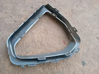 Audi Q3 left front side bumper cover