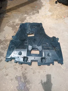 Subaru outback v lower engine grill