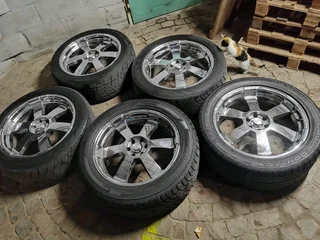 5x 20inch black rhino chrome wheels