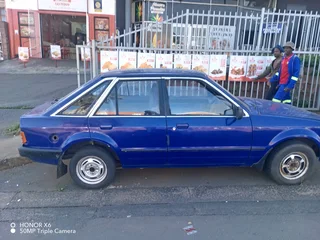 Ford Escort running car with license