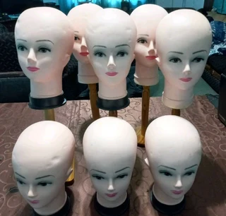8x Mannequin heads to display wigs R500