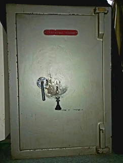 Antique Chatwood Milner safe for sale R5000