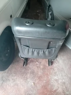 Benz c200 front passenger seat