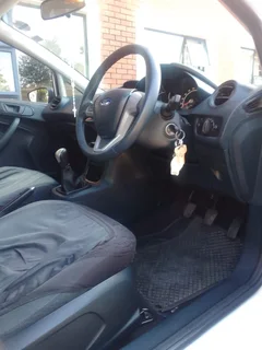 2012 Ford Fiesta Hatchback Single Owner / 90k neg / Low Mileage