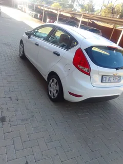 2012 Ford Fiesta Hatchback Single Owner / 90k neg / Low Mileage