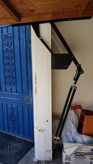 Brand new Tip-up hinges