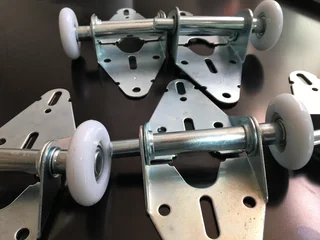 Silver steel brackets, sectional wheels