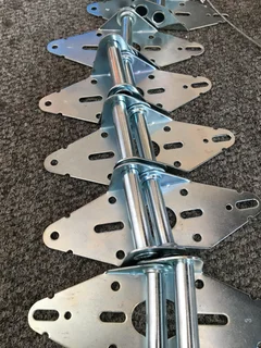 Brackets - Ad posted by victoria abigail