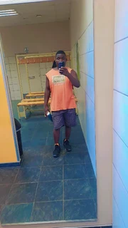 I am looking for job