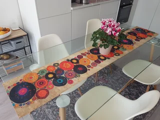 Beautiful Table Runner – Brand New