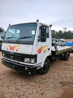 2025 TATA 813 rollback available immediately at RBT!!