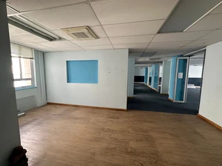 233 m² Office to Rent Cape Town CBD I Constitution House