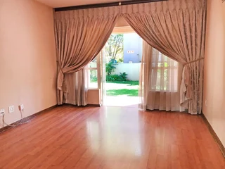 Houghton Estate - Charming 2 bedroom - Townhouse for Sale