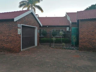 Great time to BUY-Property. 3 bedroom Townhouse For Sale.